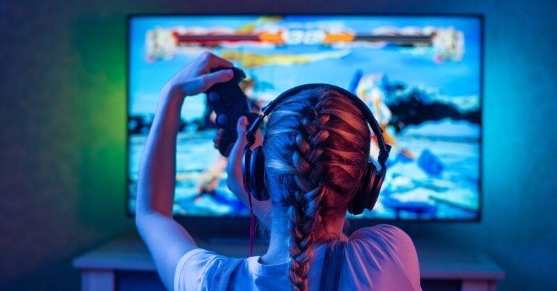 The Impact of Video Games on Learning English and German